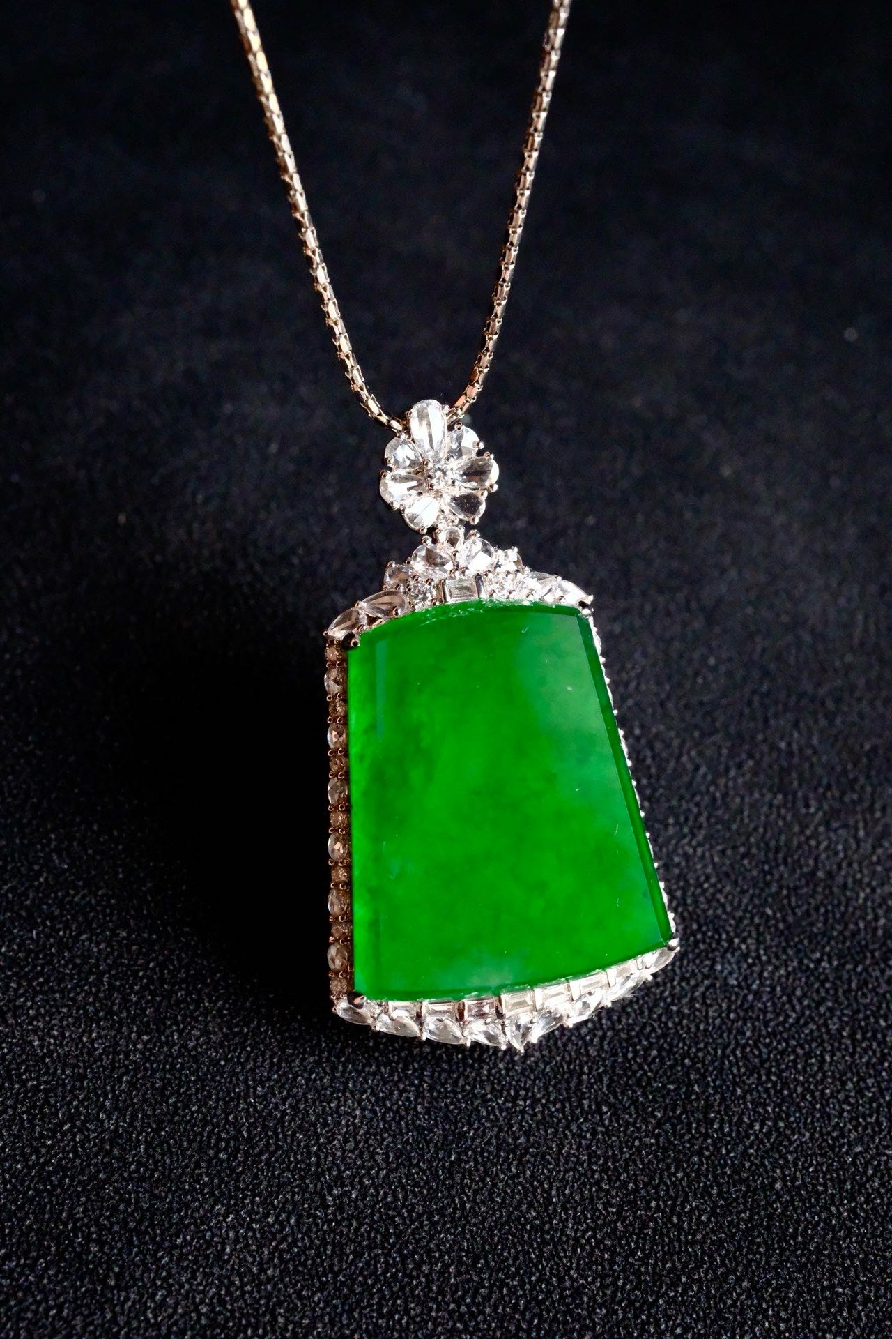 PENDANTS