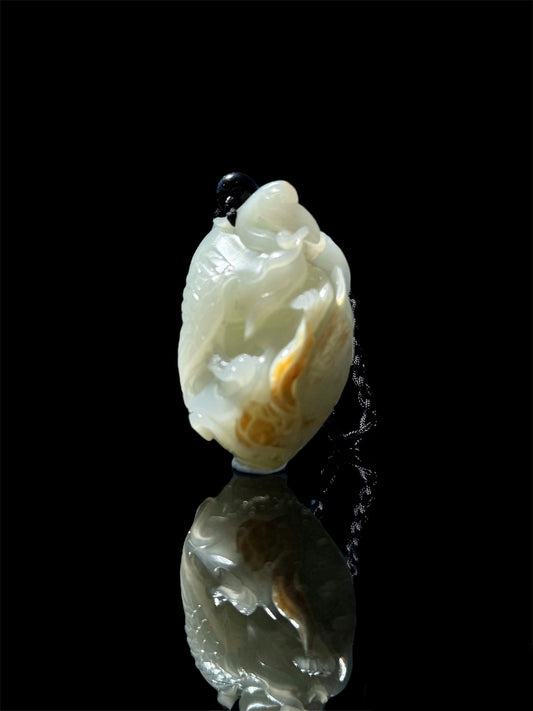 Crane Hetian Jade Hand piece – 鶴立起伫